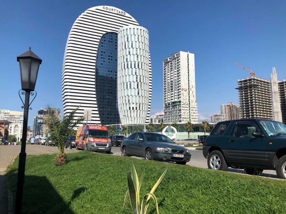 Batumius Apartments Buitenkant foto